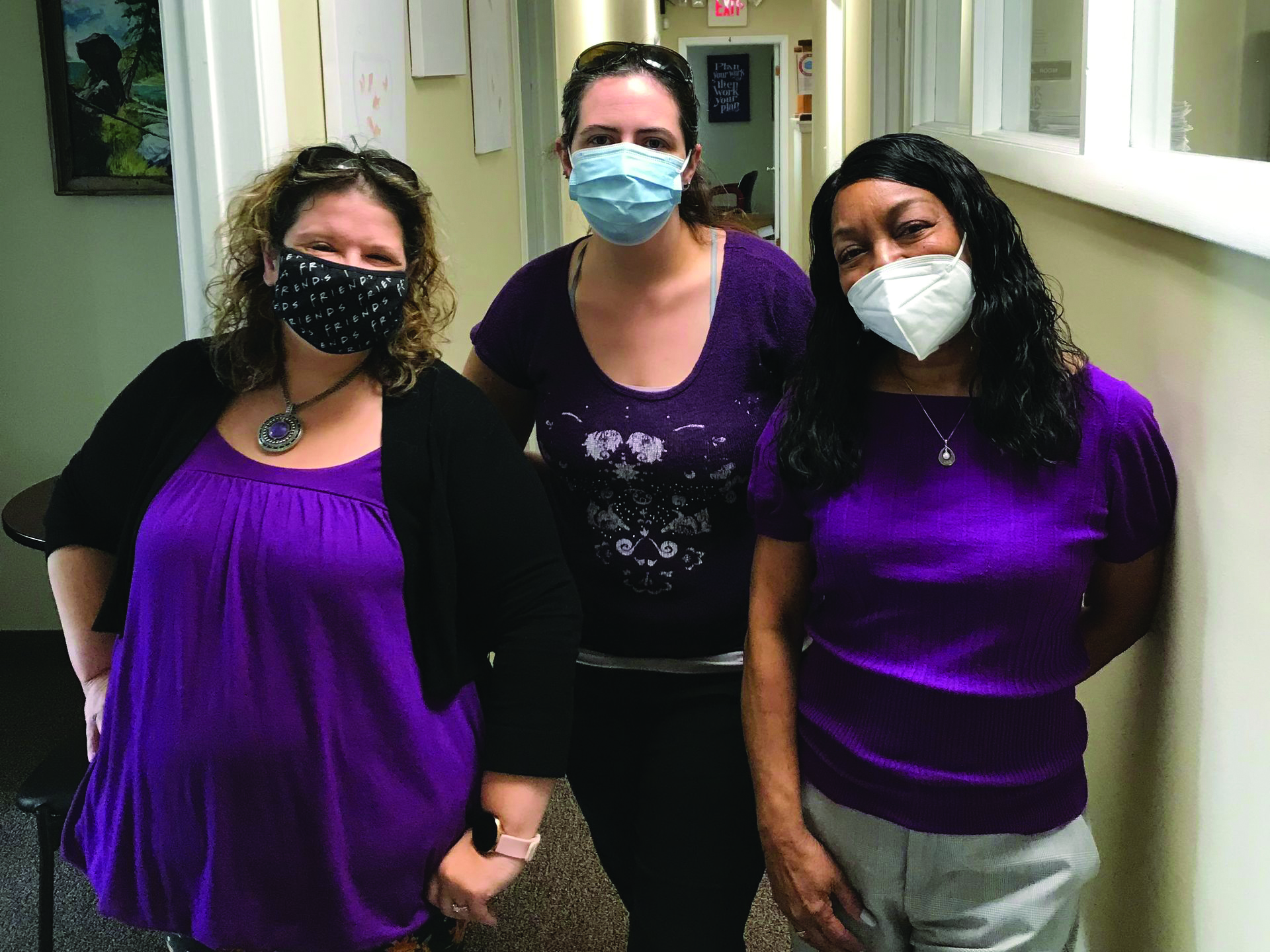 Oaks employees in masks