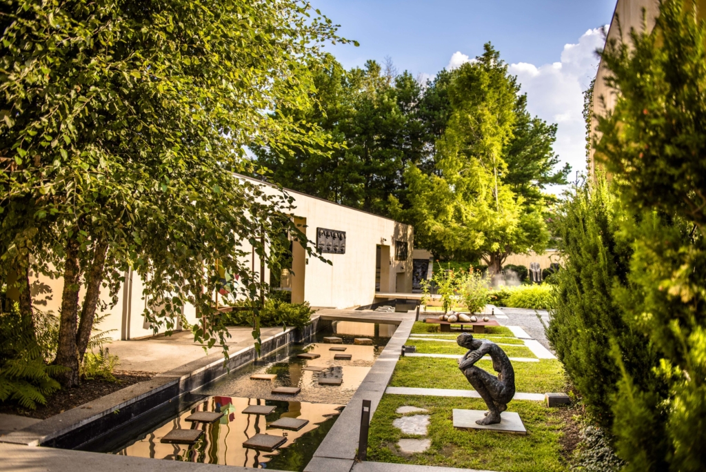 Gift of The Seward Johnson Atelier